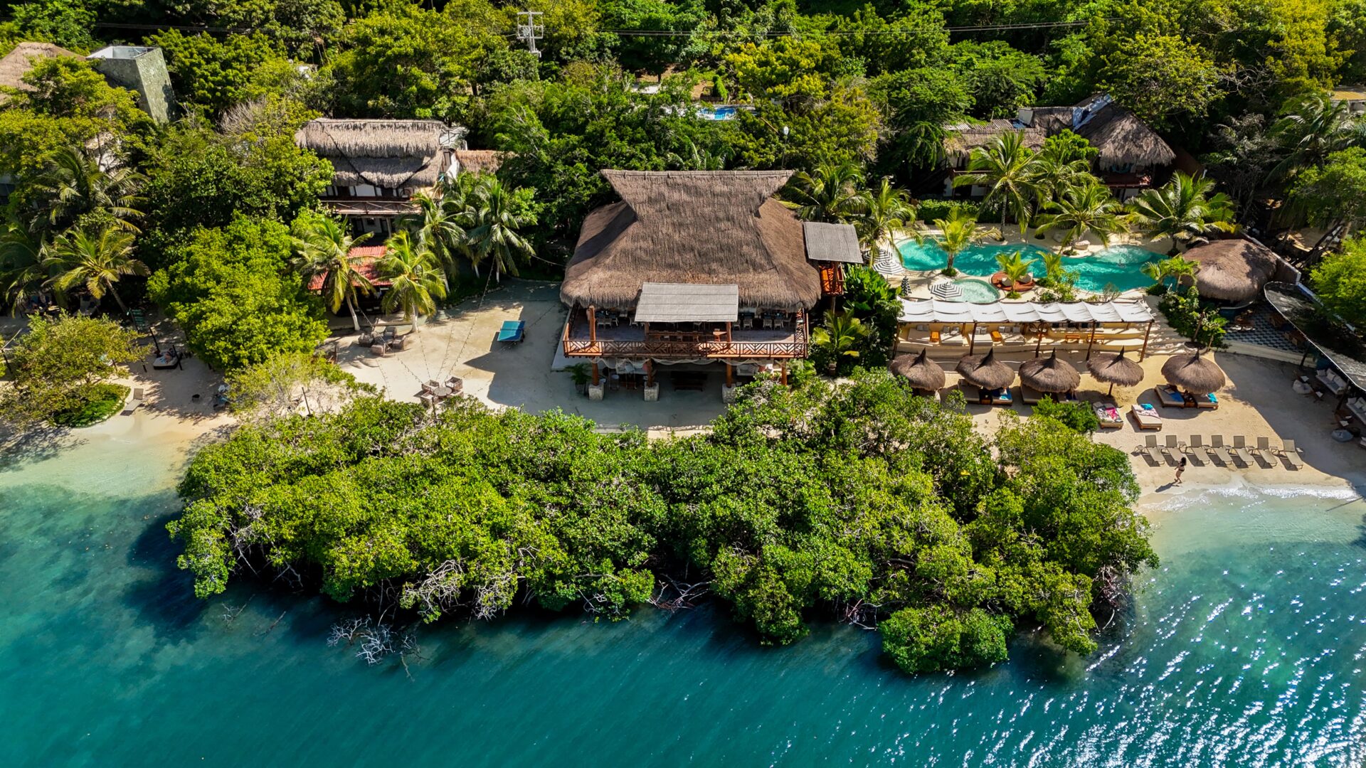 Aura baru, hotel aura, islas del rosario, baru, isla grande, sport baru tico angulo, fotografia aerea, fotografia aerea de cartagena, cartagena aerea, islas paradisiacas, paraíso, playa, sol, verano, Vacaciones, hotel en cartagena, hotel en las islas, playa, mar azul